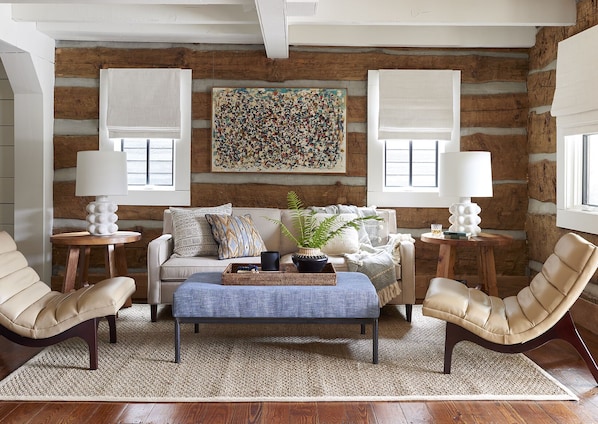 The Wren: Living Room