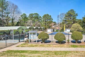 Community Pool & Tennis Court