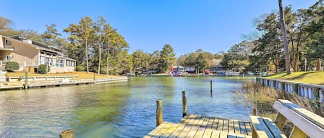 Pine Knoll Shores Vacation Rental | 3BR | 3BA | Steps to Enter | 2,300 Sq Ft