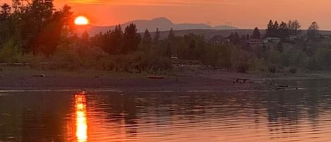 Summer Lake  Sunsets 

