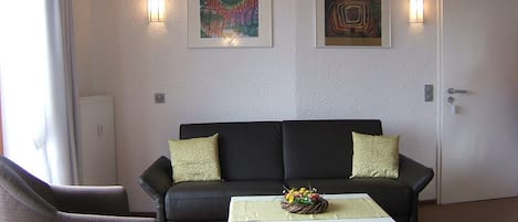 Ferienwohnung im Himmelreich (47qm)-Wohnzimmer