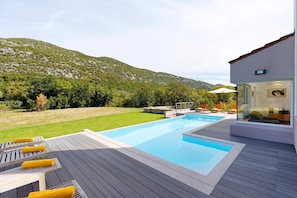 Holiday Home Swimming Pool