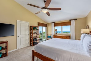 Gorgeous ocean views from the master bedroom with access to the upstairs lanai.
