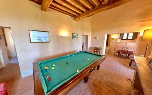Spielezimmer
