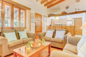 Villa Trampsana image