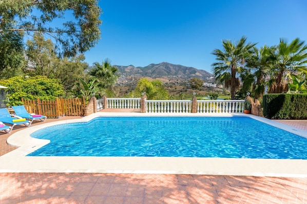 Villa Trebol image