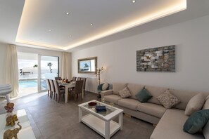 Villa Aqualava 1 image