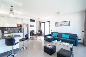 Villa Antonio image