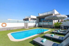 Villa Antonio image