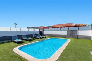 Villa Antonio image