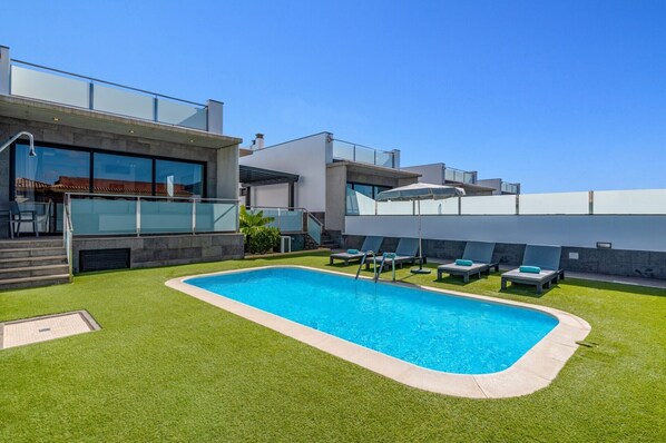 Villa Antonio image