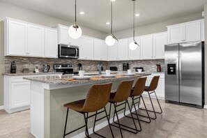 3100 Mahalo Drive (9).jpg
