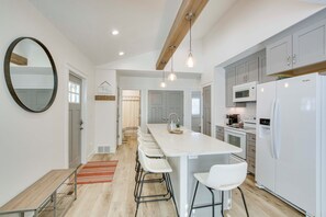 Kitchen | 2nd-Floor Unit | Dishware & Flatware | Keurig | Blender