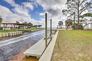 Private Boat Dock | Ocean View | 0.6 Mi to Mashes Sands Beach