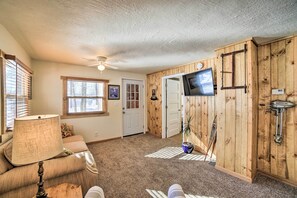 Living Area | Smart TV | Free WiFi