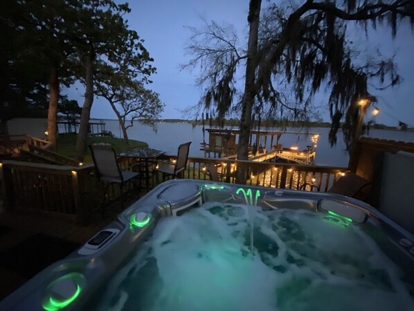 Lake view hot tub.