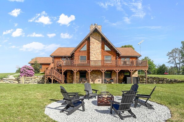  Luxurious Mountain Log Home on 32 acres of total seclusion.  