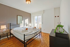 The second double bedroom
