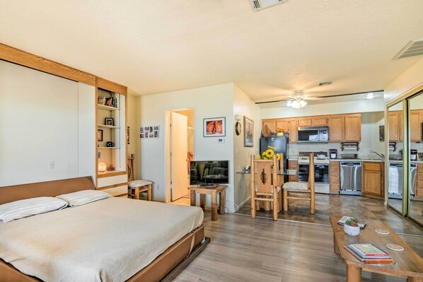 Page Vacation Rental | Studio | 1BA | 500 Sq Ft | Access Only By Stairs