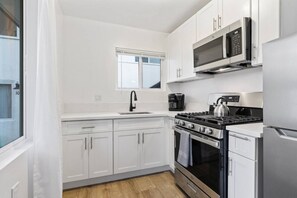 Fully remodeled kitchen with new appliances