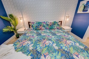 Amazing Bedroom, Beautifully Decorated