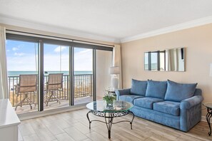 Direct Oceanfront Views, Beautifully Decorated