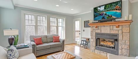 Living Room--- Cozy Fireplace and TV