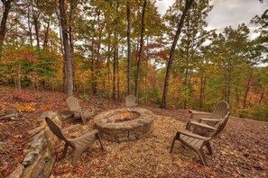 Wakin' On A Pretty Day - S'mores Are A Perfect Snack At Anytime Of The Day At This Vacation Rental