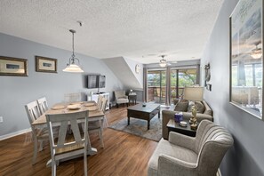 Living / Dining