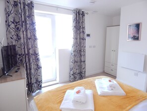 Room 8