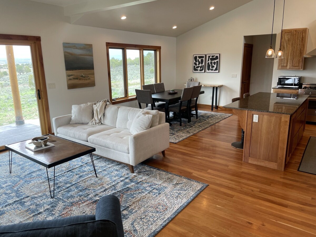 Secluded Home – San Juan Views