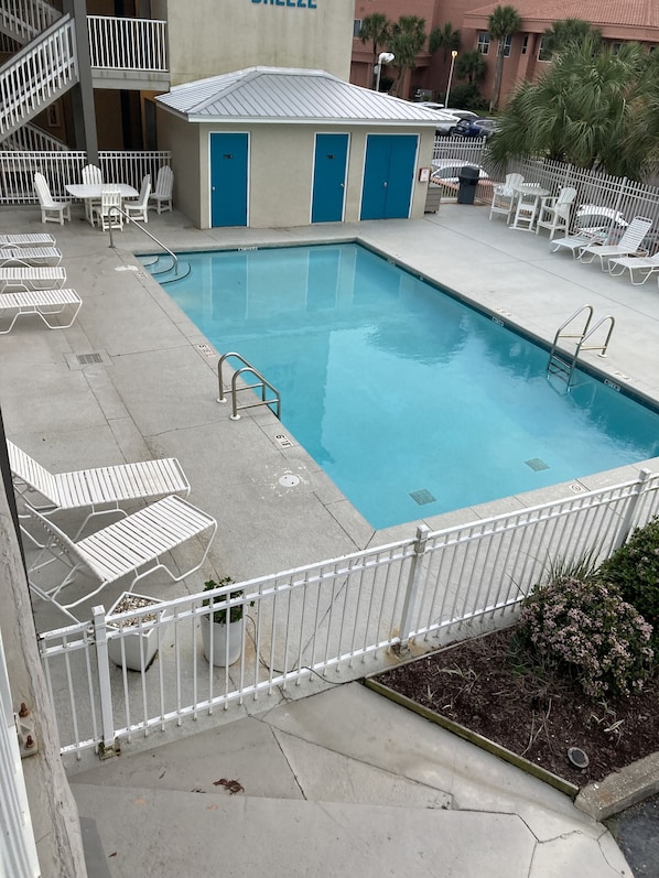 Great pool with plenty of lounge chairs. Elevator and restrooms located by pool.