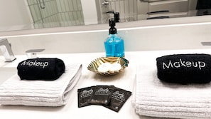 Bathroom amenities