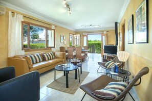 Villa Casa Leon image