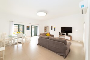 Villa Diamond image
