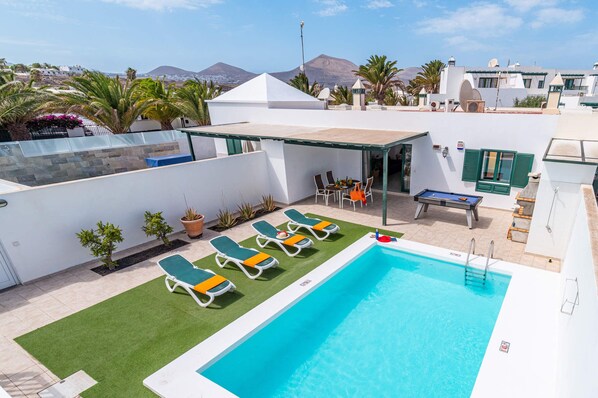 Villa Indigo image