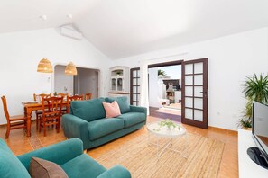 Villa Christine image