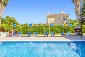 Villa Heracles image