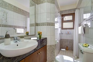 Villa Heracles image