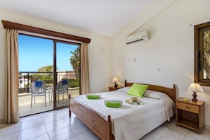Villa Heracles image