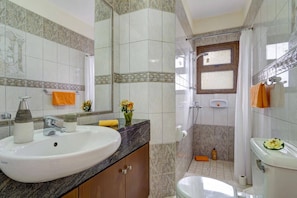 Villa Heracles image