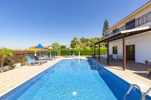 Villa Harmony image