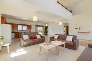 Villa Harmony image