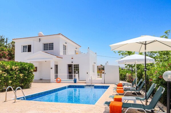 Villa Giota image
