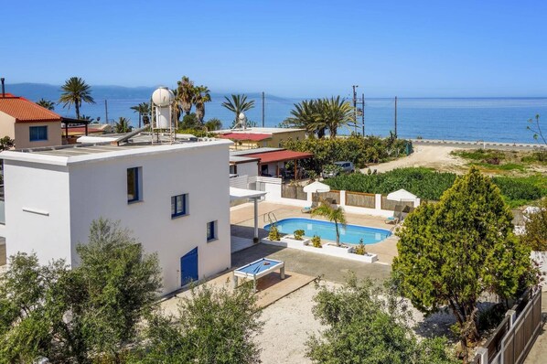 Villa Alexelio image