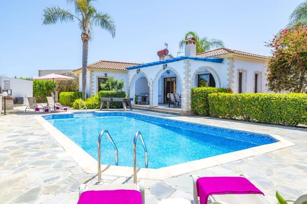 Villa Elissa image