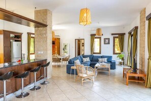 Villa Elissa image