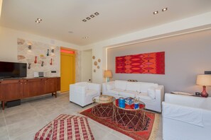 Villa Azimut 2 image