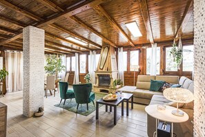 Villa Ardith image