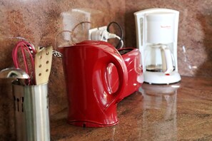 Kaffe och/eller kaffebryggare